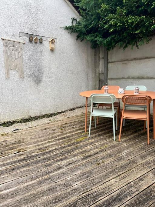 La Jolie Petite Maison 圣安德烈莱韦尔热 外观 照片